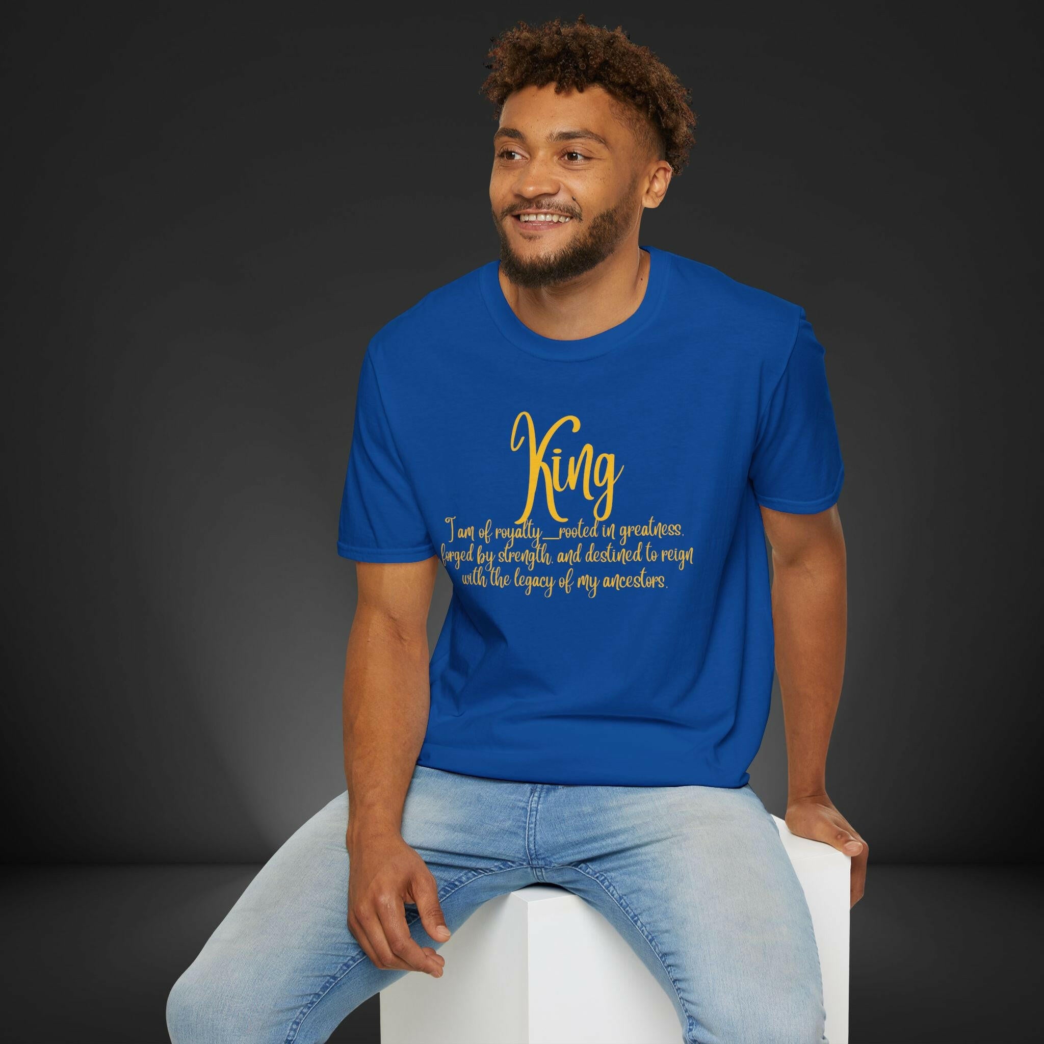 'King' T-Shirt - MKCM Modern Designs